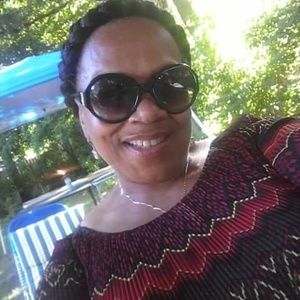 Meet your Posher, Charlotte